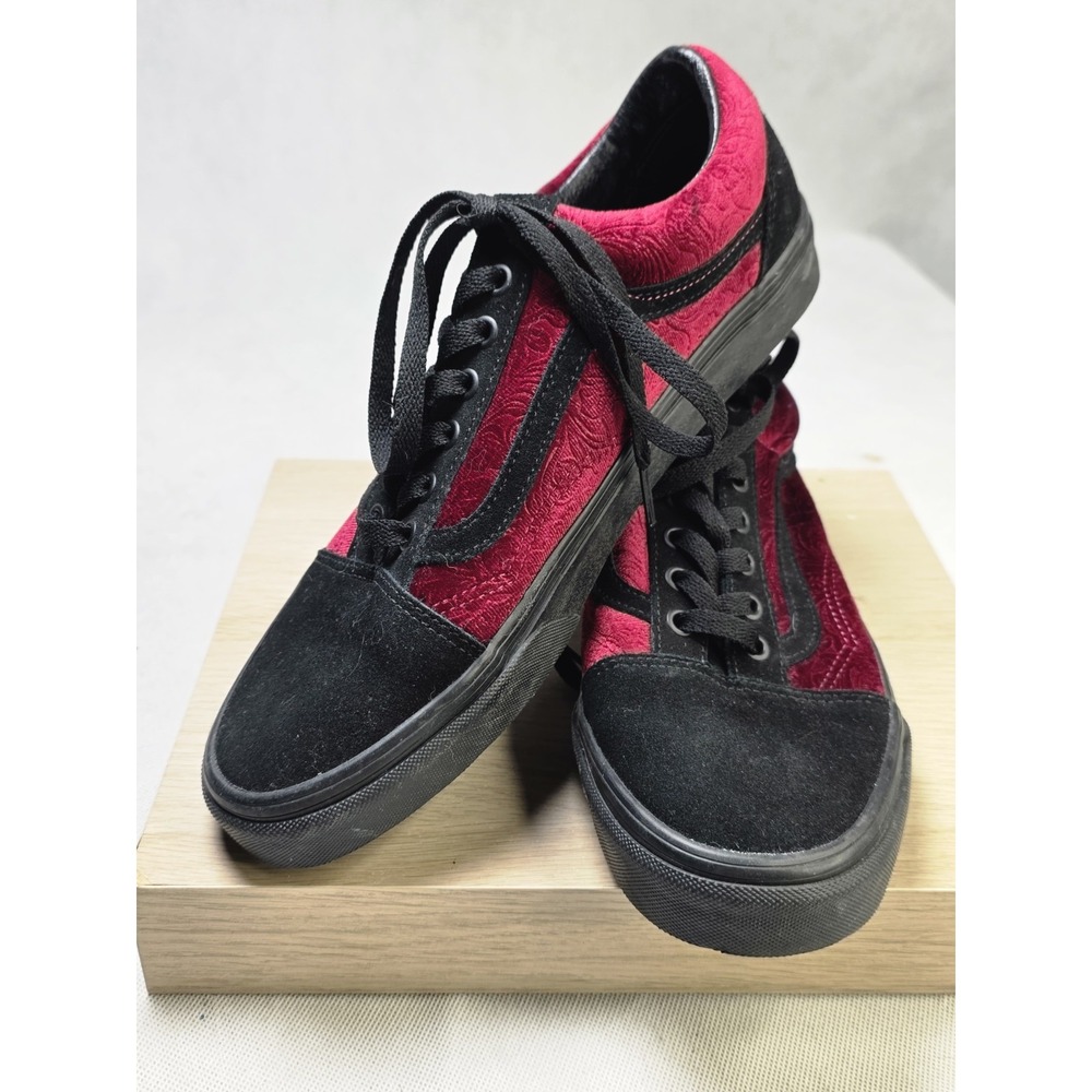 Vans Old Skool Velvet Parisian Night Women Size 10 Red Black Shoes Skater